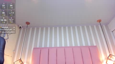 VIOLETTA online show from March 26, 8:21 pm