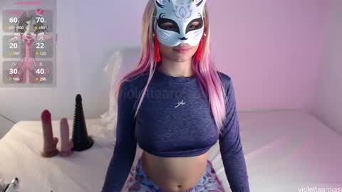 violettaarojass online show from December 17, 3:44 am