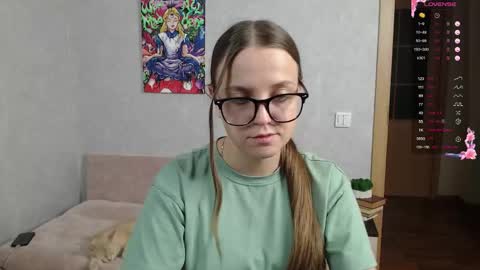 Violet online show from September 24, 6:29 pm