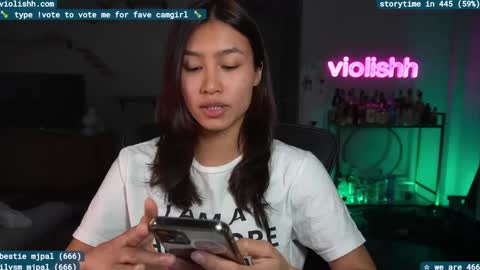 follow me on twitter violishh and ig violishh  online show from January 15, 10:46 pm