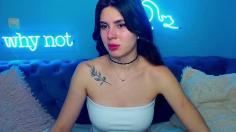 viollinalv online show from November 10, 10:32 am