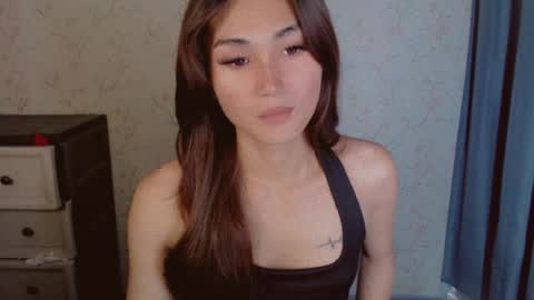 Pearl online show from July 22, 2:01 am
