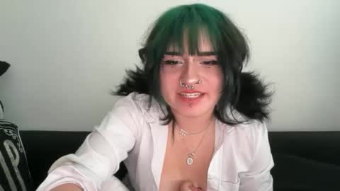 virtual_k1tty online show from June 8, 1:28 am