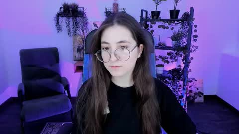 your love online show from March 19, 7:29 pm