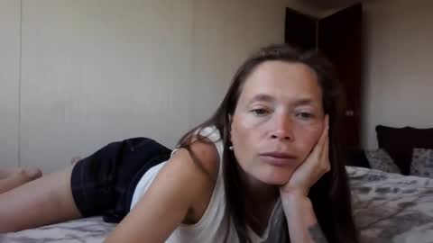 vivian online show from November 27, 8:01 pm