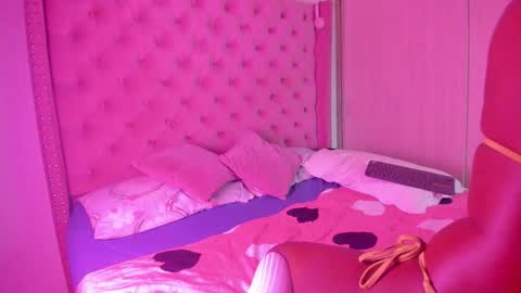 vivi cooper online show from September 16, 2:52 am