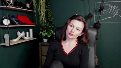 Snapshot of vivian_dream chatting on March 12, 7:02 am Vivian online show from March 12, 7:02 am