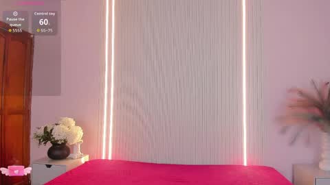 vivianowen9 online show from April 4, 12:04 pm