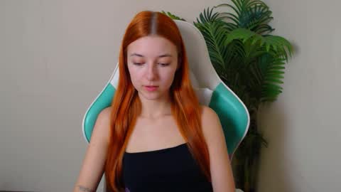 Vivien online show from November 26, 6:42 pm