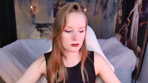 Vivien online show from April 3, 5:05 am