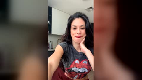 vixenblade online show from January 10, 10:14 pm