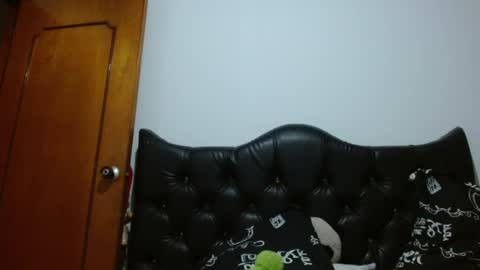 Snapshot of vkleiin chatting on September 27, 2:08 am Venus online show from September 27, 2:08 am
