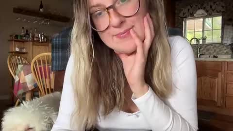 Jade online show from January 6, 6:31 pm