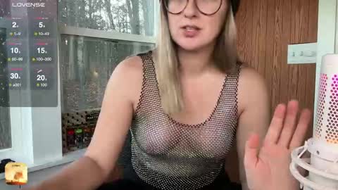 Jade online show from January 1, 10:35 pm