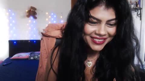 Snapshot of warrior_xena chatting on January 25, 10:07 pm warrior_xena online show from January 25, 10:07 pm