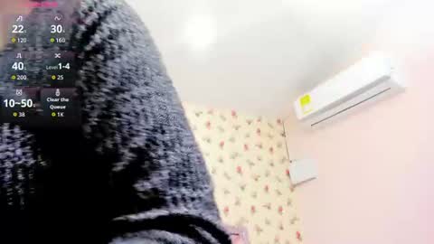 Milf Latina online show from June 19, 2:42 pm