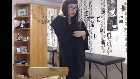 Mina online show from December 21, 2:27 am