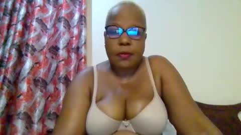 weaverbird25 online show from January 12, 8:47 pm