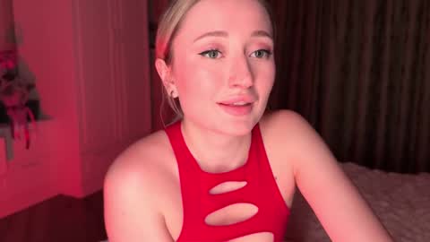 Daisy    online show from January 30, 5:39 pm