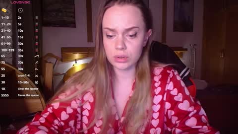 Lana online show from February 24, 9:02 pm