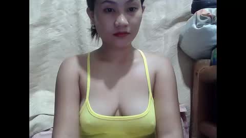 Snapshot of wettyhottie69 chatting on December 13, 11:28 pm wettyhottie69 online show from December 13, 11:28 pm