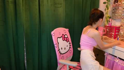 Victoria Maria online show from May 26, 2:22 am