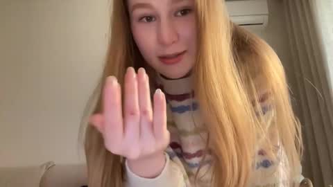 Alisa online show from January 10, 7:35 am