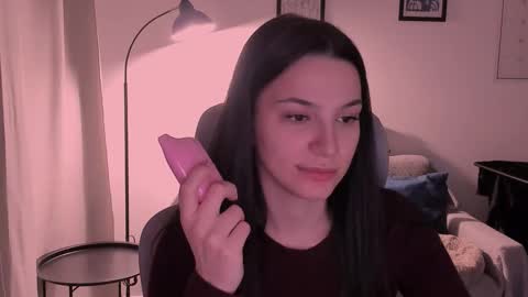 whoislulu online show from March 15, 7:38 pm