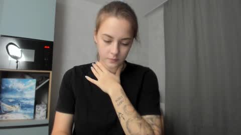 Veronica online show from October 16, 5:26 pm