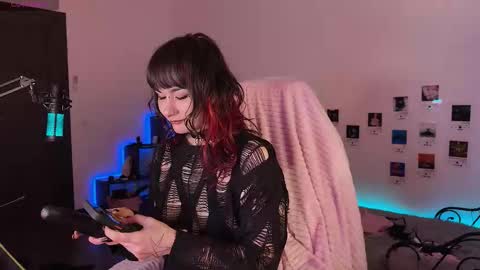 iggy iggz online show from March 17, 3:21 am