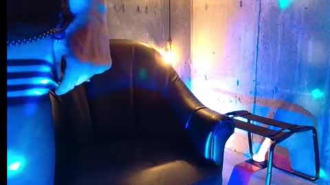 Leena  online show from October 10, 7:52 pm