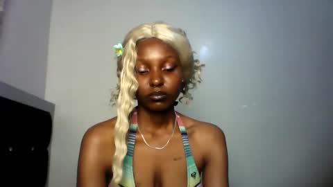 wiggly ashly online show from January 15, 9:37 am