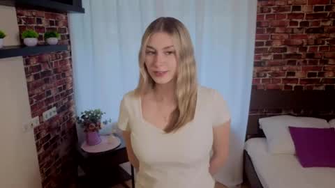 Wiki online show from June 8, 11:22 am