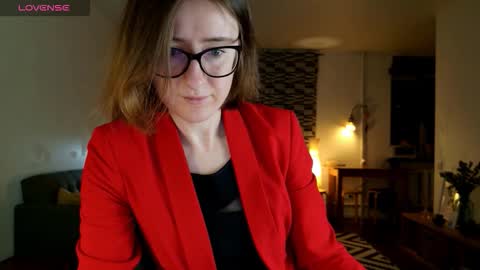 wild_peony online show from December 4, 5:35 pm