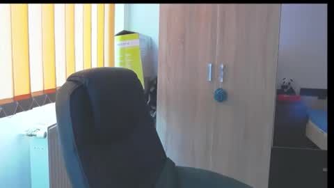 Bea online show from October 16, 7:00 am