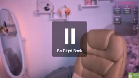 Snapshot of wildhoney_xo chatting on October 9, 5:33 am Kara online show from October 9, 5:33 am