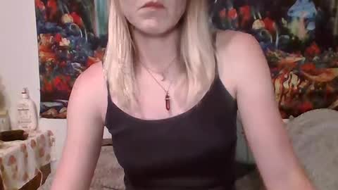 willowxo223 online show from July 11, 4:12 am