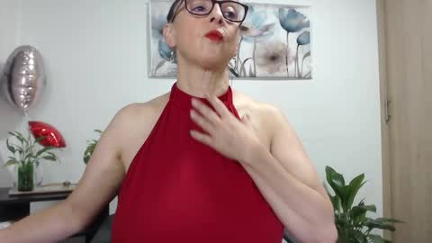 Womanhornyx online show from November 16, 6:30 pm