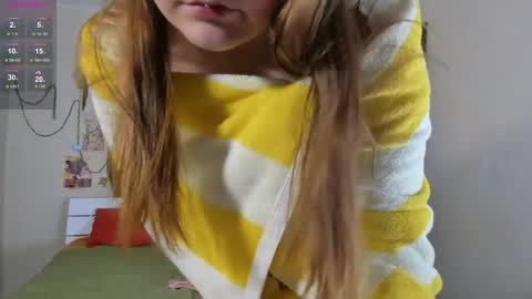 wonderconnie online show from December 14, 11:05 am