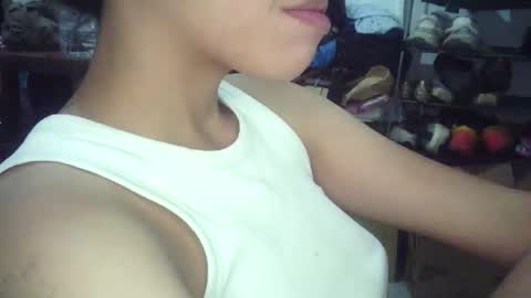 wonderfuljessa online show from April 22, 3:42 pm