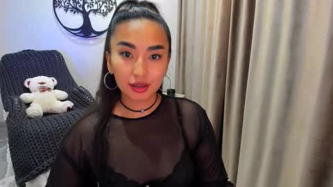 dudetta Kim online show from October 24, 5:09 pm