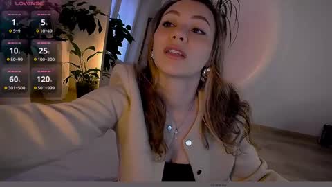 Snapshot of worldsbaby chatting on March 9, 5:00 am worldsbaby online show from March 9, 5:00 am