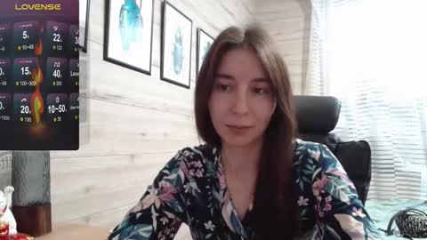 Snapshot of wow_porno_ chatting on September 26, 7:06 am Anna  online show from September 26, 7:06 am