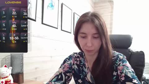 Snapshot of wow_porno_ chatting on September 20, 8:23 am Anna  online show from September 20, 8:23 am