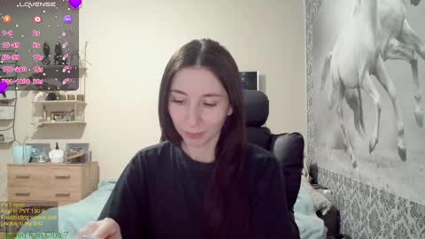 Snapshot of wow_porno_ chatting on January 19, 1:44 pm Anna  online show from January 19, 1:44 pm