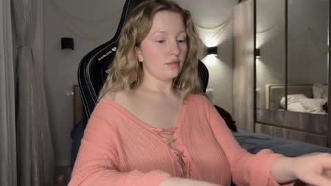 Snapshot of x__ivy_x chatting on January 10, 5:45 pm eva online show from January 10, 5:45 pm