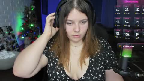 LOVE NERDS ONLY online show from January 7, 1:38 am