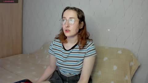 Snapshot of x_purr_agatha_x chatting on October 8, 2:38 am Agatha online show from October 8, 2:38 am