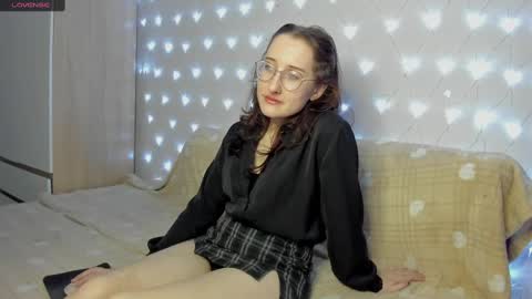 Snapshot of x_purr_agatha_x chatting on January 31, 2:58 am Agatha online show from January 31, 2:58 am