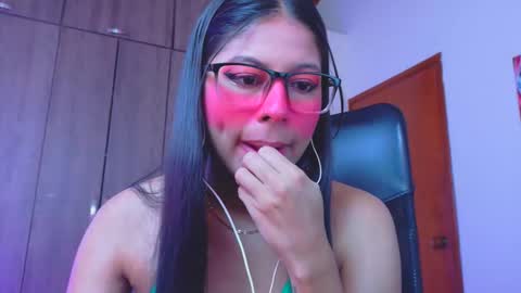 XALLYSONX online show from March 14, 12:50 pm